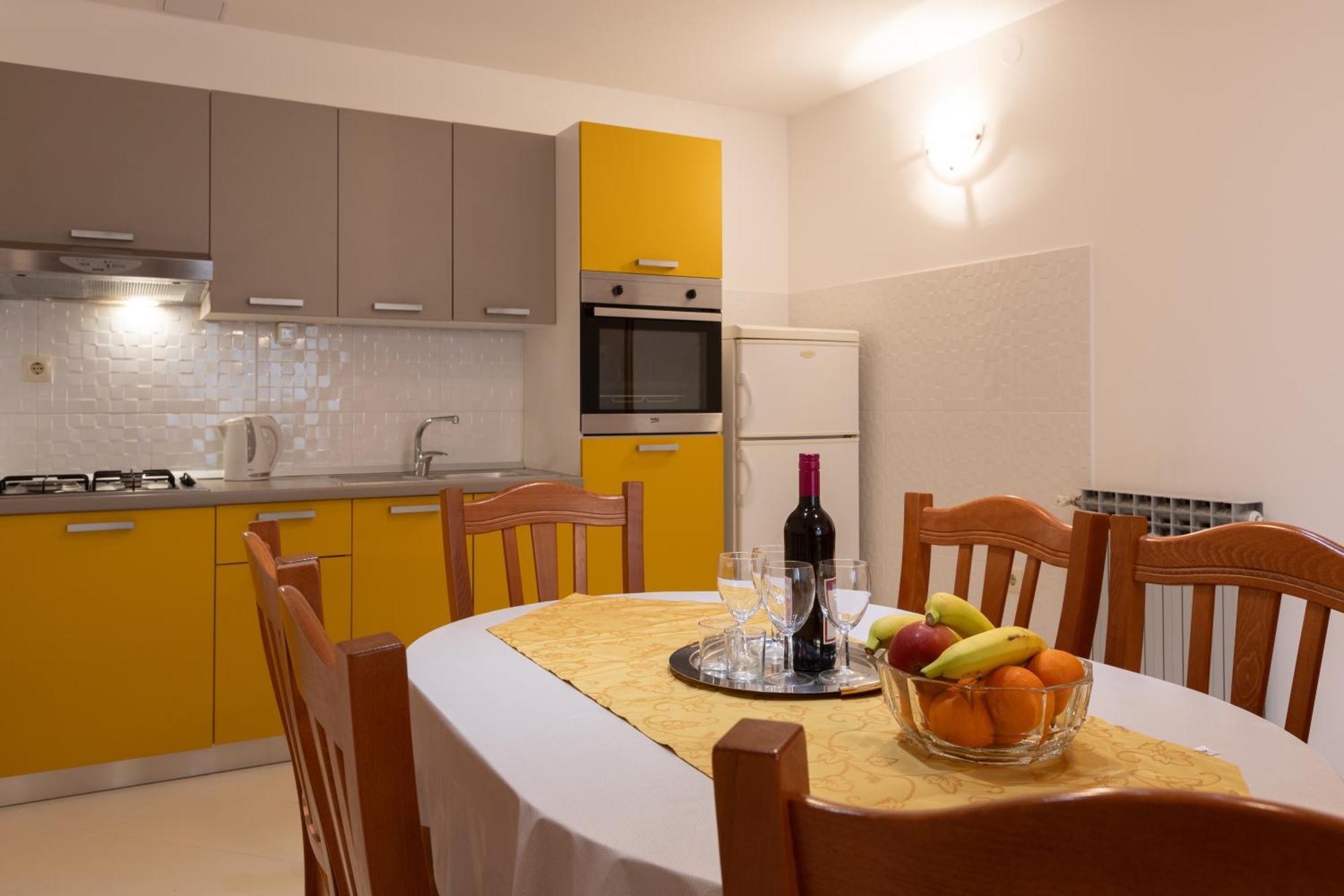 Brela Family Apartment Luaran gambar